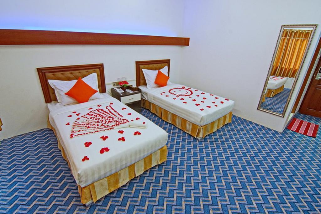 Perfect Hotel Mandalaj Zewnętrze zdjęcie