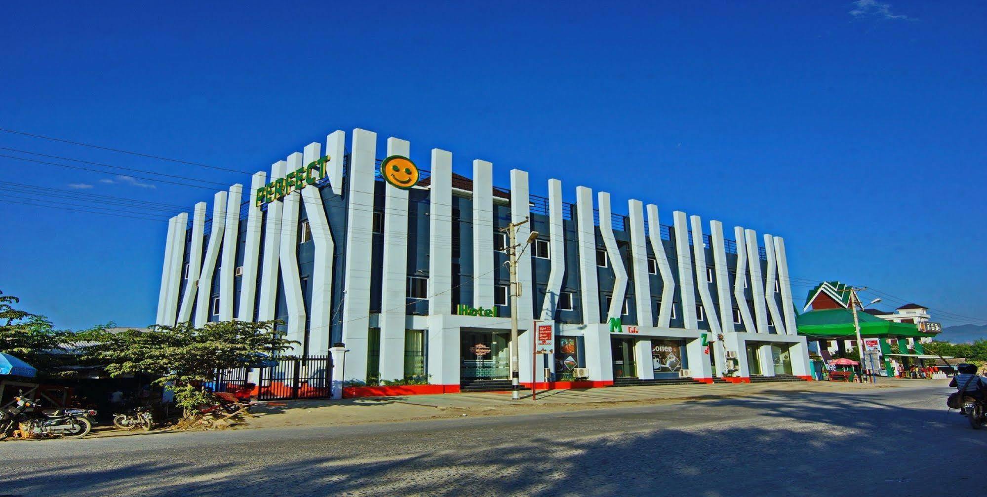 Perfect Hotel Mandalaj Zewnętrze zdjęcie