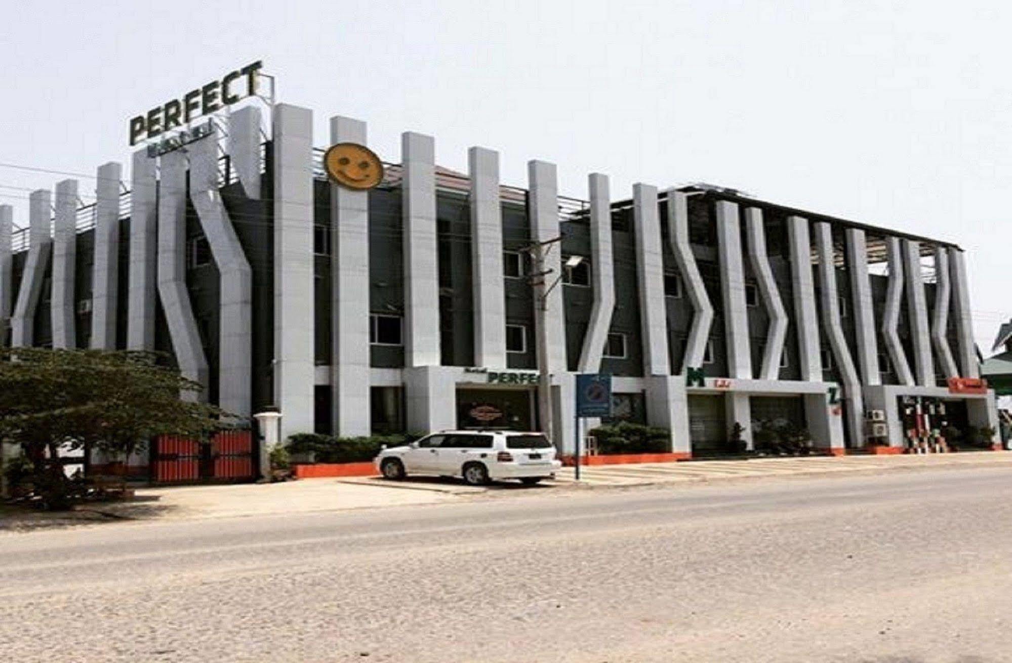 Perfect Hotel Mandalaj Zewnętrze zdjęcie